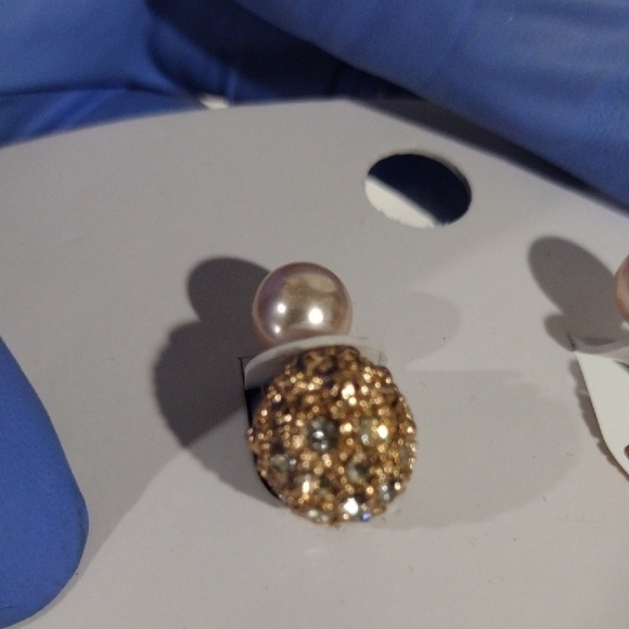 Pearl & Gold Textured Stud Earrings – Double-Sided Statement Jewelry For Women - Picture 6 of 7